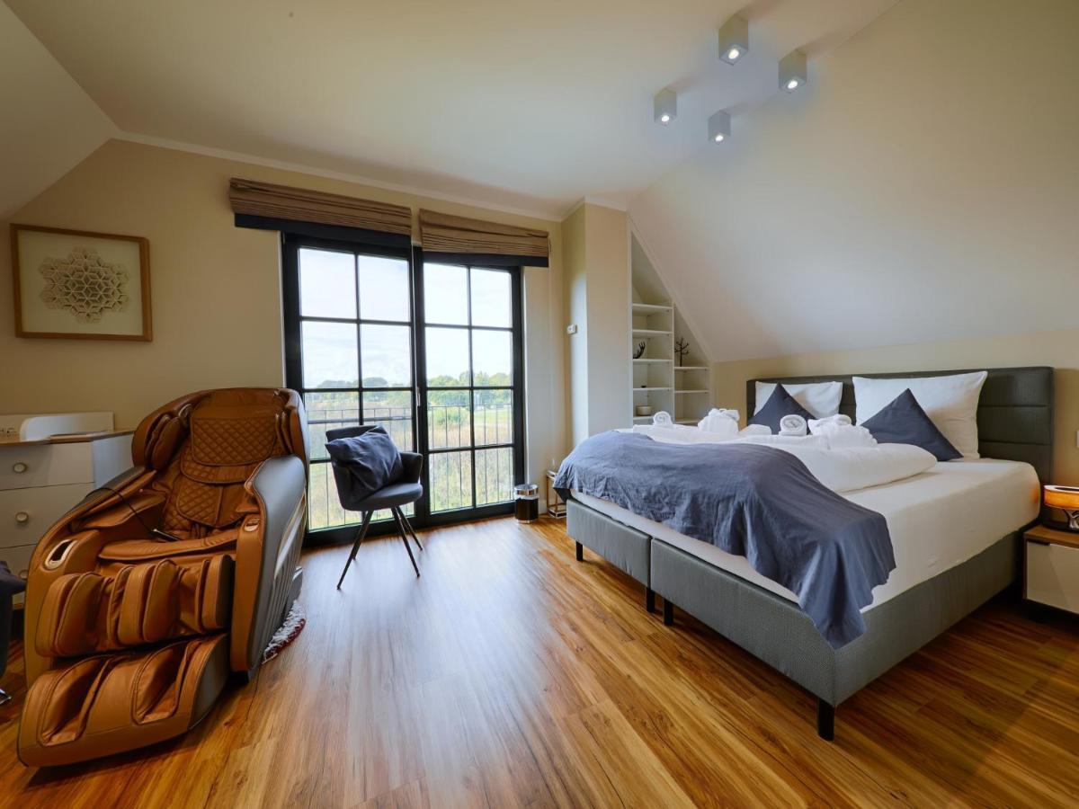 Reetland Am Meer - Premium Reetdachvilla Mit 3 Schlafzimmern, Sauna, Kamin Und Massagesessel F05 درانسكي المظهر الخارجي الصورة