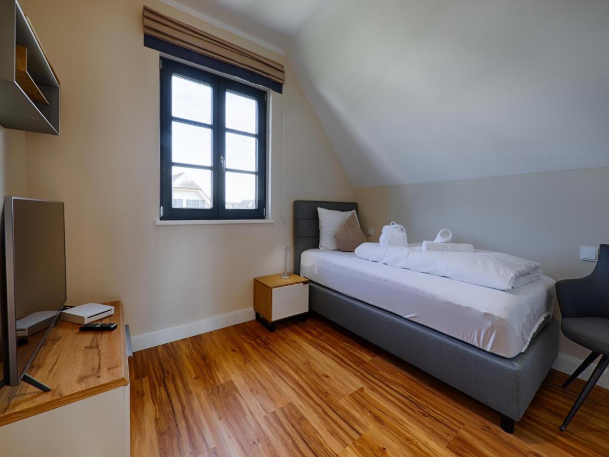 Reetland Am Meer - Premium Reetdachvilla Mit 3 Schlafzimmern, Sauna, Kamin Und Massagesessel F05 درانسكي المظهر الخارجي الصورة
